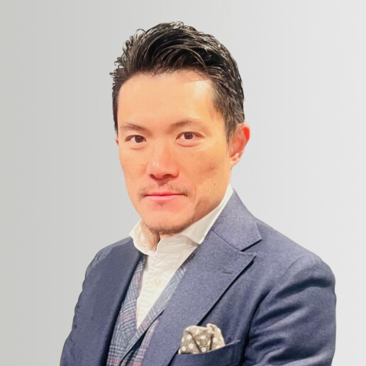 Portrait of Tim Pang, Principal at Lotis Blue Consulting and expert in health care workforce strategy and performance improvement